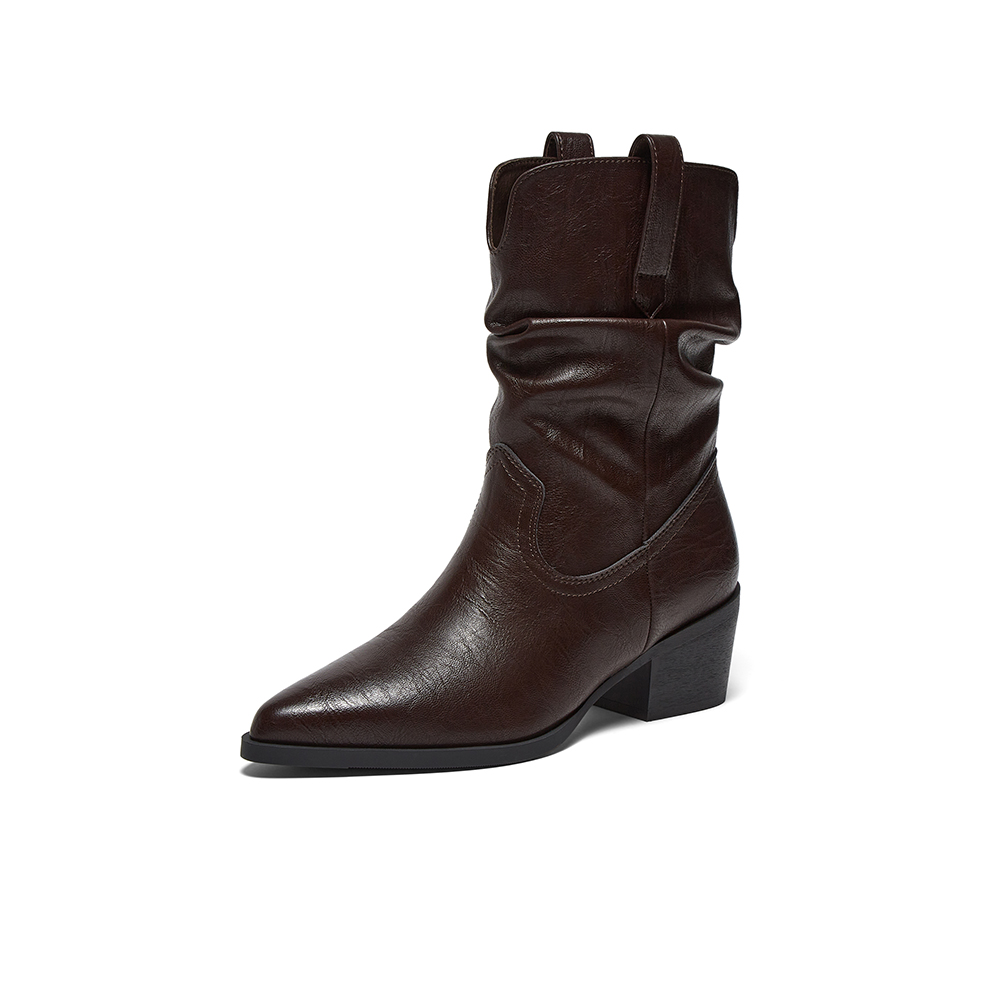 百思图2025冬季新款堆堆靴时装靴时尚潮流粗跟尖头女中靴F3061DZ5