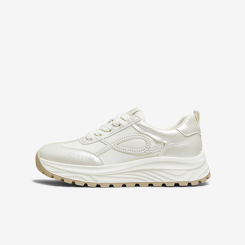 百思图2025秋季新款阿甘鞋时尚复古潮流运动女休闲鞋VLHC5CM5