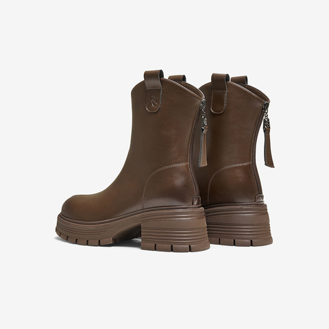 百思图2025冬季新款商场同款时装靴时尚简约粗跟女中靴BV239DZ5