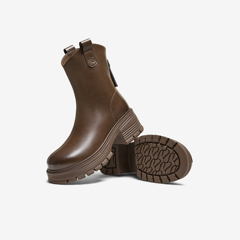 百思图2025冬季新款商场同款时装靴时尚简约粗跟女中靴BV239DZ5