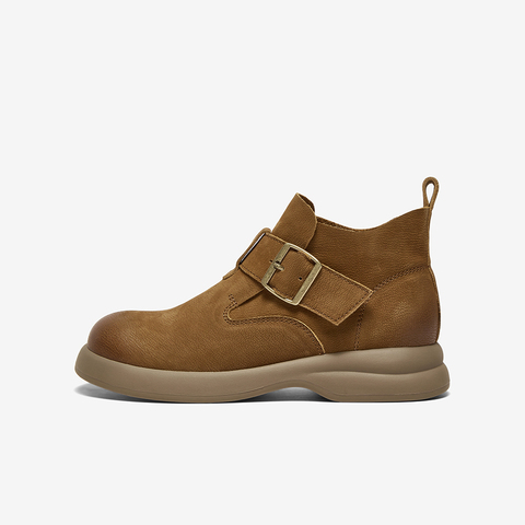 百思图2025冬季新款商场同款休闲靴时尚简约户外女短靴S2263DD5