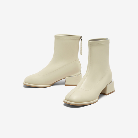 百思图2025冬季新款商场同款时装靴时尚简约通勤女中靴E5610DZ5