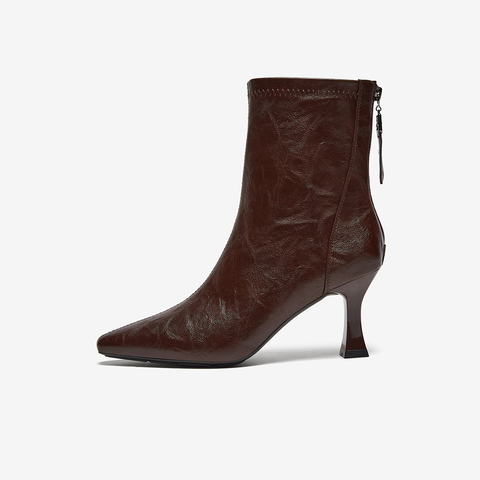 百思图2025冬季新款时装靴简约潮流细高跟尖头女短靴F5303DZ5