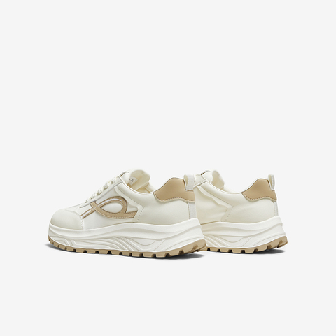 百思图2025秋季新款阿甘鞋时尚复古潮流运动女休闲鞋VLHC5CM5