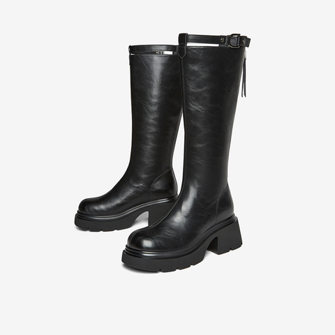 百思图2025冬季新款商场同款骑士靴时尚街头潮流女长靴F1711DG5