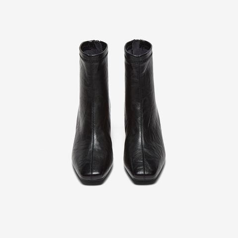 百思图2025冬季新款商场同款时装靴时尚潮流方头女短靴F5011DD5