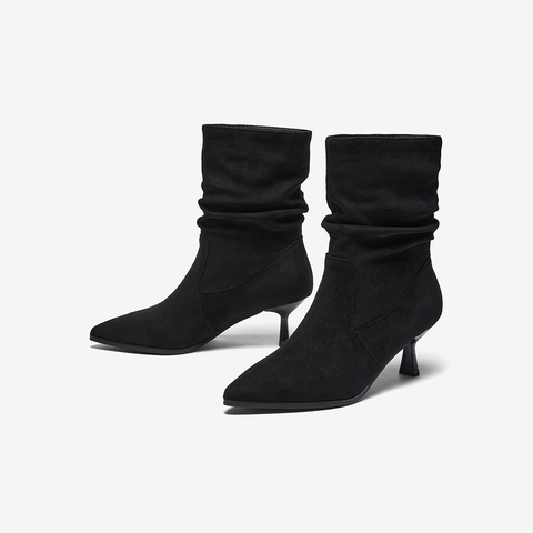 百思图2025冬季新款堆堆靴时尚复古细跟尖头女中靴K5056DZ5