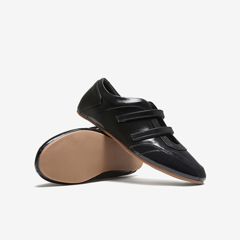 百思图2025秋季新款芭蕾舞鞋时尚潮流复古休闲女单鞋D3536CQ5