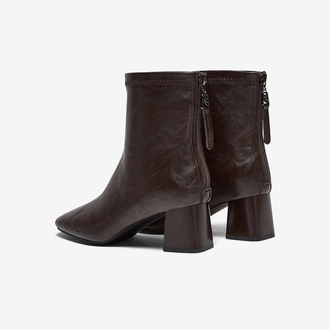 百思图2025冬季新款商场同款时装靴时尚潮流方头女短靴F5011DD5