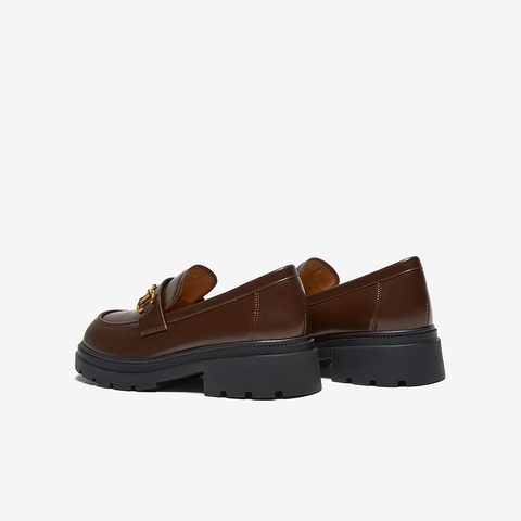 百思图2025秋季新款乐福鞋时尚复古通勤学院风女单鞋TFW04CA5