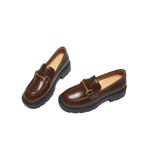 百思图2025秋季新款乐福鞋时尚复古通勤学院风女单鞋TFW04CA5