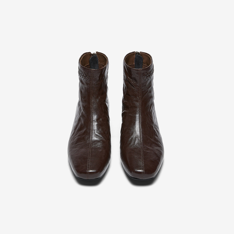 百思图2025冬季新款商场同款时装靴简约通勤粗跟女短靴BN889DD5