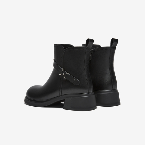 百思图2025冬季新款商场同款休闲靴简约通勤粗跟女短靴H1586DD5