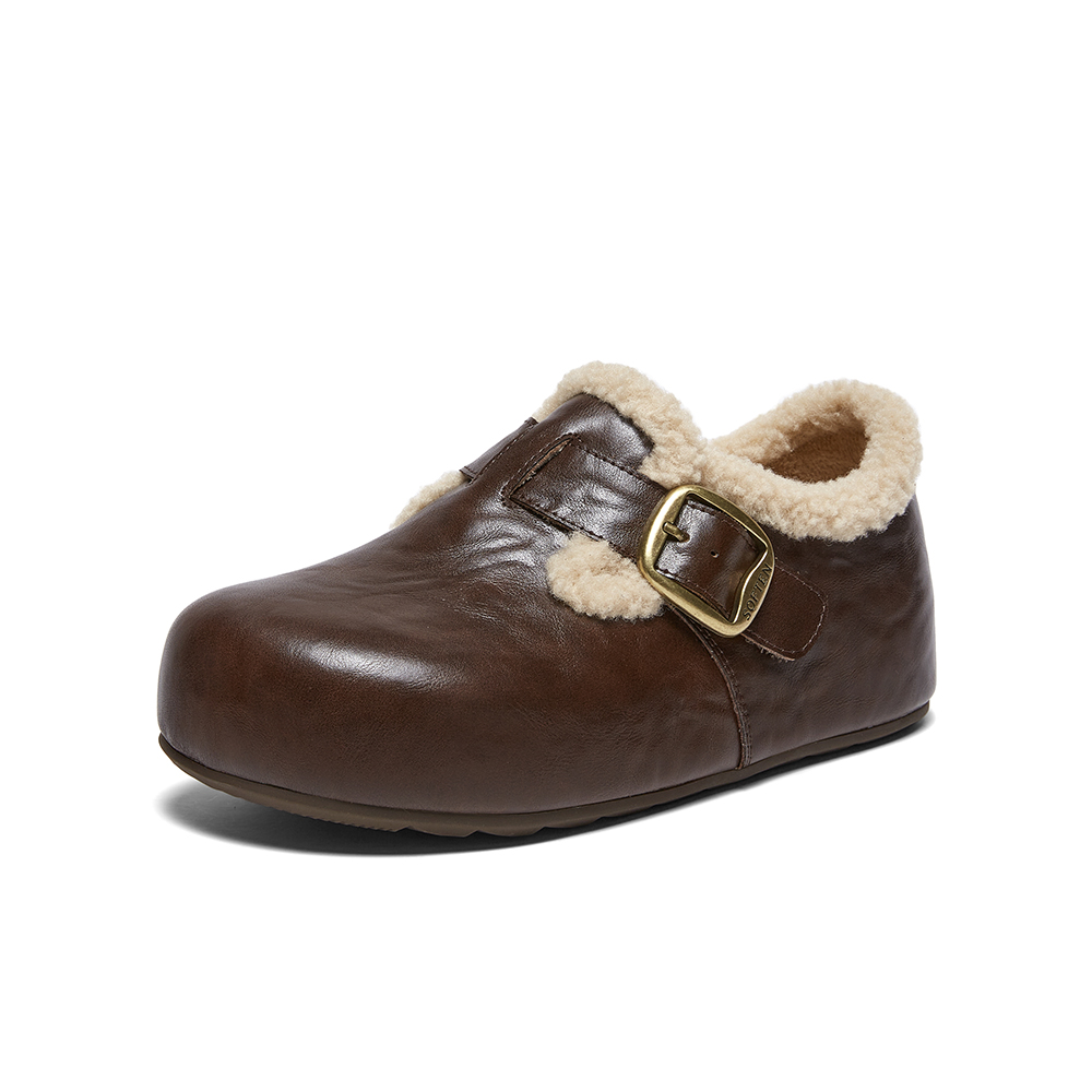 百思图2025冬季新款勃肯鞋时尚潮流复古加绒保暖女单鞋B3047DM5