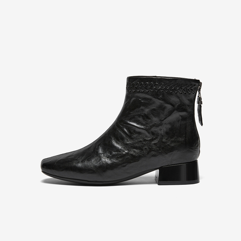 百思图2025冬季新款商场同款时装靴简约通勤粗跟女短靴BN889DD5