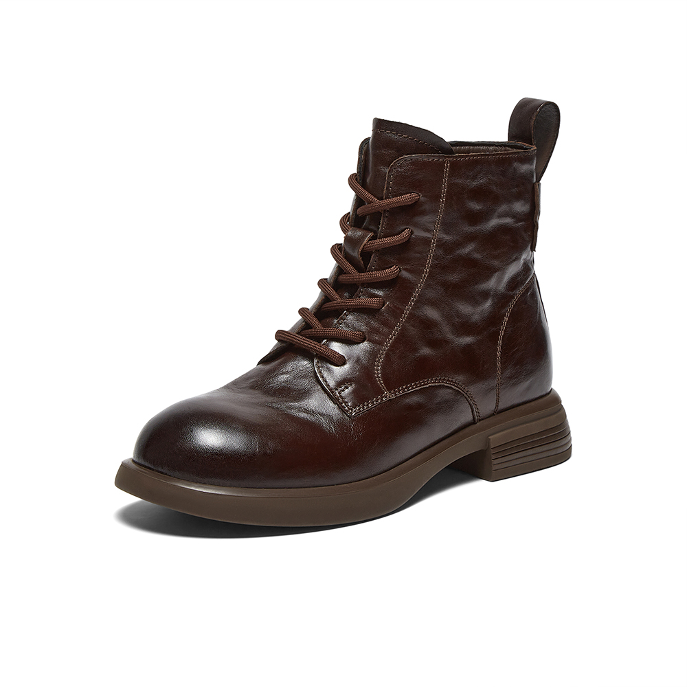 百思图2025冬季新款商场同款马丁靴时尚简约户外女短靴W8268DD5