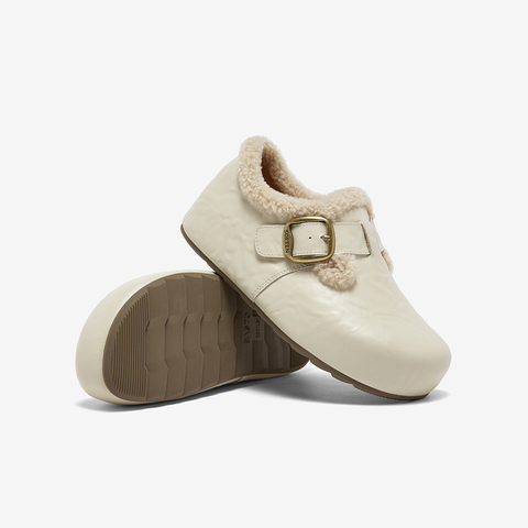 百思图2025冬季新款勃肯鞋时尚潮流复古加绒保暖女单鞋B3047DM5