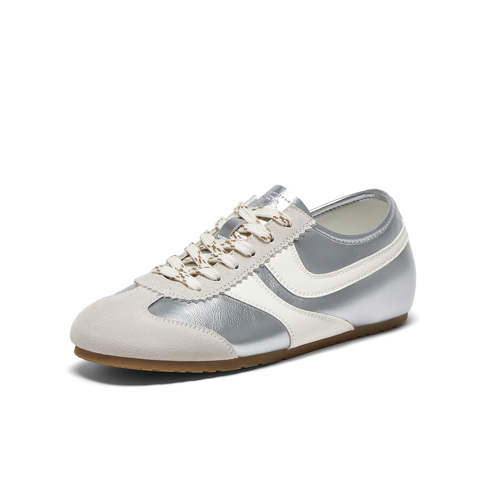 百思图2025秋季新款德训鞋时尚复古街头潮流女休闲鞋M8013CM5