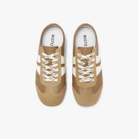 百思图2025秋季新款德训鞋时尚复古街头潮流女休闲鞋M8013CM5