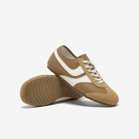 百思图2025秋季新款德训鞋时尚复古街头潮流女休闲鞋M8013CM5