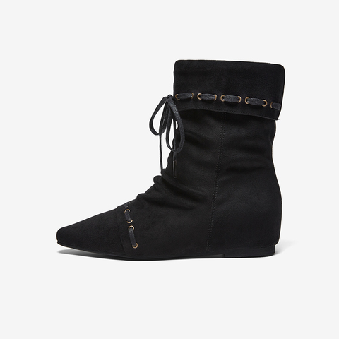 百思图2025冬季新款堆堆靴时尚潮流街头尖头女中靴W0871DZ5