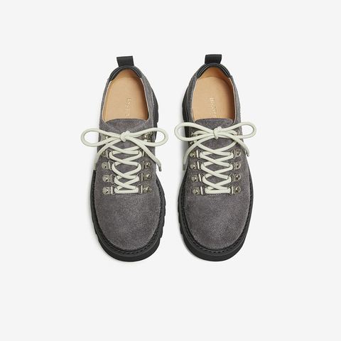 百思图2025秋季新款牛津鞋时尚复古学院风粗跟女单鞋UFW08CM5