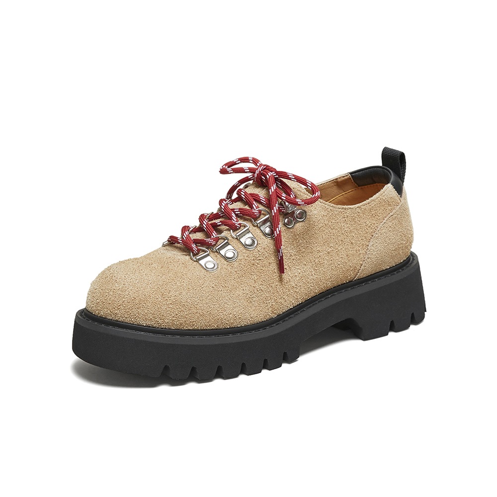 百思图2025秋季新款牛津鞋时尚复古学院风粗跟女单鞋UFW08CM5