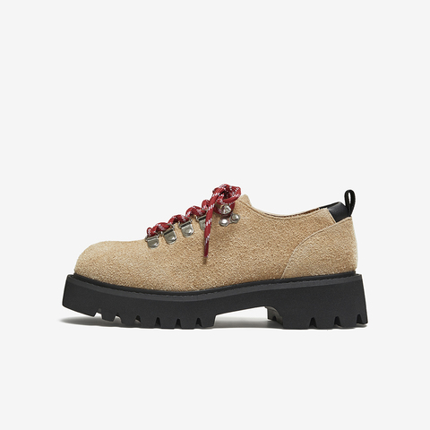 百思图2025秋季新款牛津鞋时尚复古学院风粗跟女单鞋UFW08CM5