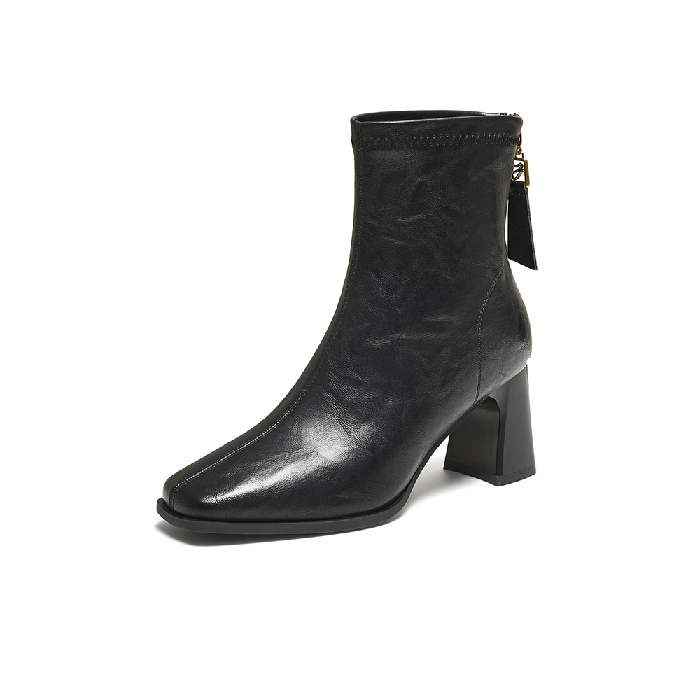 百思图2025冬季新款商场同款时装靴时尚通勤粗跟女短靴F5217DD5