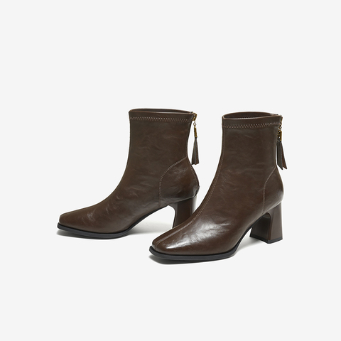 百思图2025冬季新款商场同款时装靴时尚通勤粗跟女短靴F5217DD5