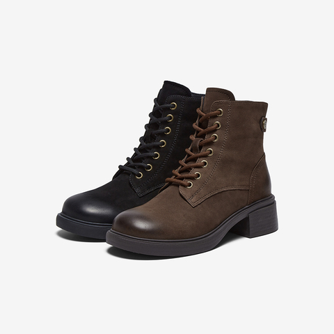 百思图2025冬季新款商场同款马丁靴时尚潮流街头女短靴UWQ01DD5