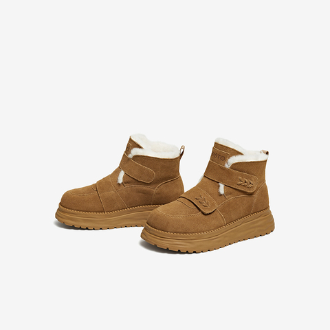 百思图2025冬季新款雪地靴时尚户外休闲保暖女短靴WW378DD5