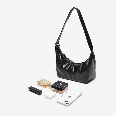 百思图2025冬季新款商场同款饺子包时尚潮流单肩斜挎包女TY074DX5