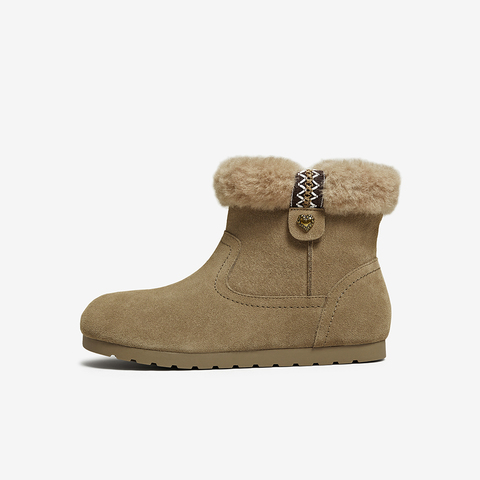 百思图2025冬季新款雪地靴简约时尚户外休闲女短靴F1061DD5