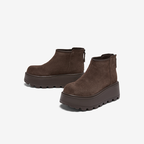 百思图2025冬季新款雪地靴时尚简约休闲厚底女短靴CO812DD5