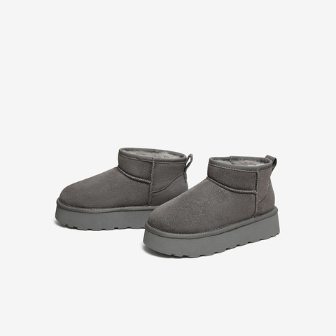 百思图2025冬季新款雪地靴简约户外运动休闲女短靴L2081DD5