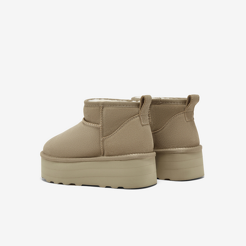 百思图2025冬季新款雪地靴时尚简约户外休闲女短靴N8095DD5