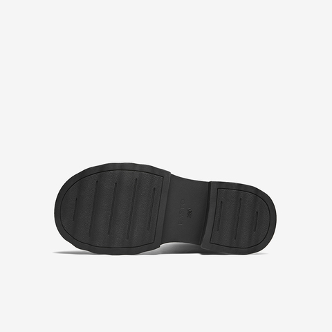 百思图2025冬季新款骑士靴时尚简约街头潮流女长靴BV808DG5