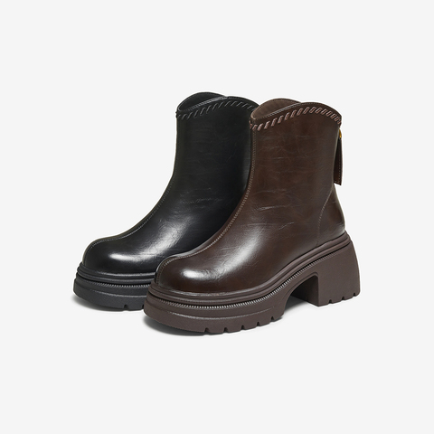 百思图2025冬季新款时装靴时尚简约户外通勤粗跟女中靴BP819DZ5