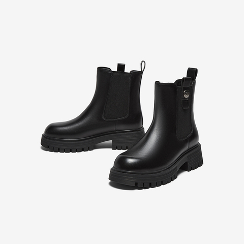 百思图2025冬季新款商场同款切尔西靴时尚潮流女短靴ULW04DD5