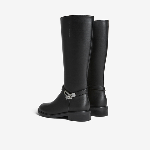 百思图2025冬季新款骑士靴简约时尚通勤高筒女长靴K5131DG5
