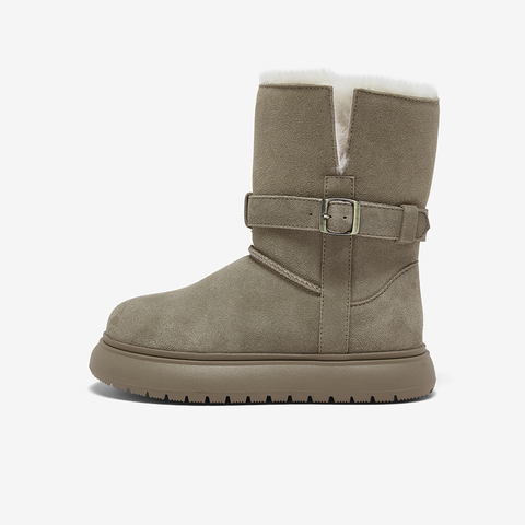 百思图2025冬季新款商场同款雪地靴时尚简约户外女中靴L2509DZ5