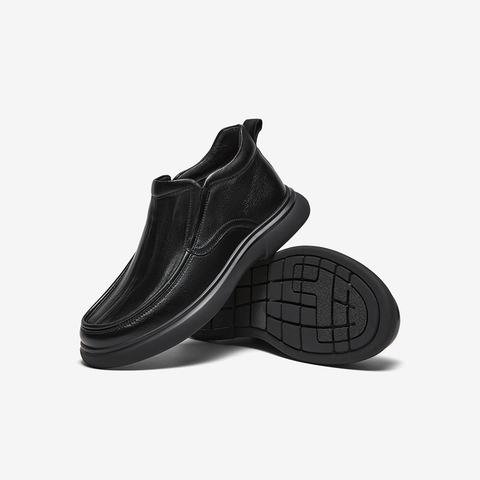 百思图2025冬季新款商场同款休闲皮鞋时尚商务通勤男鞋13025DD5