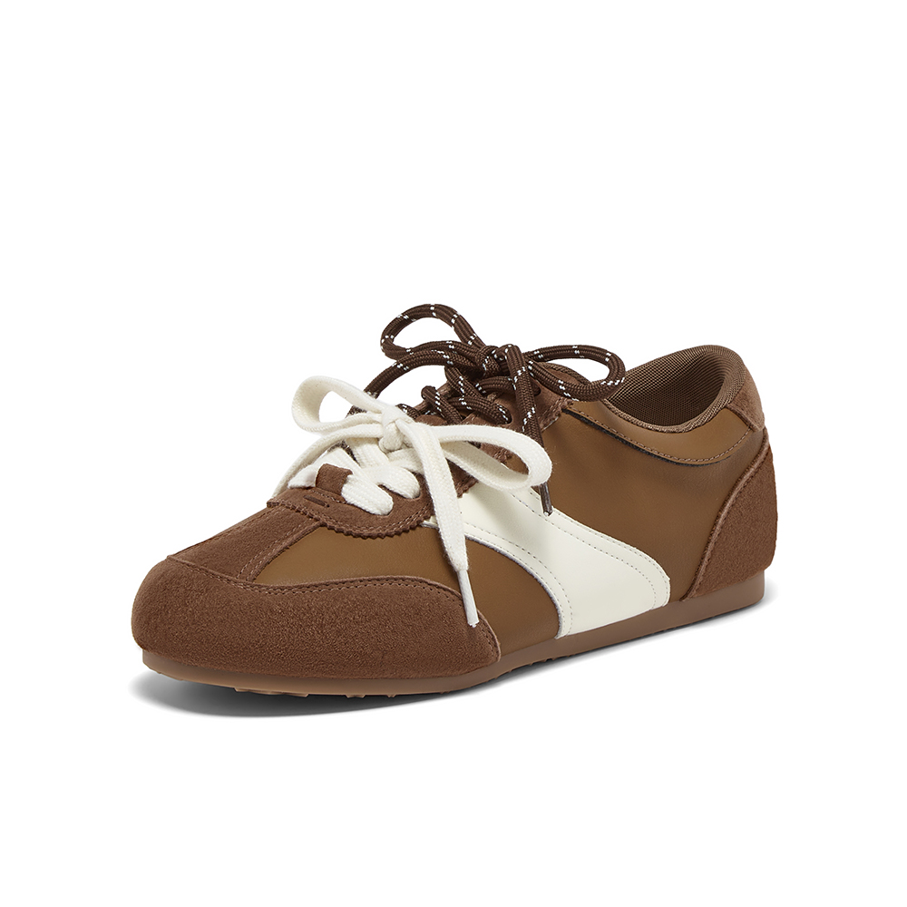 百思图2025秋季新款德训鞋时尚潮流街头女运动休闲鞋D3586CM5