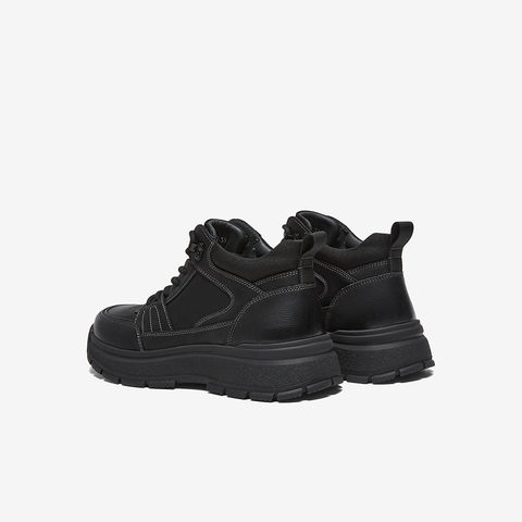 百思图2025冬季新款商场同款时尚户外运动男休闲鞋WDJ01DD5