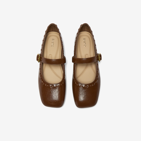 百思图2025秋季新款玛丽珍鞋时尚简约复古方头浅口女单鞋F0111CQ5