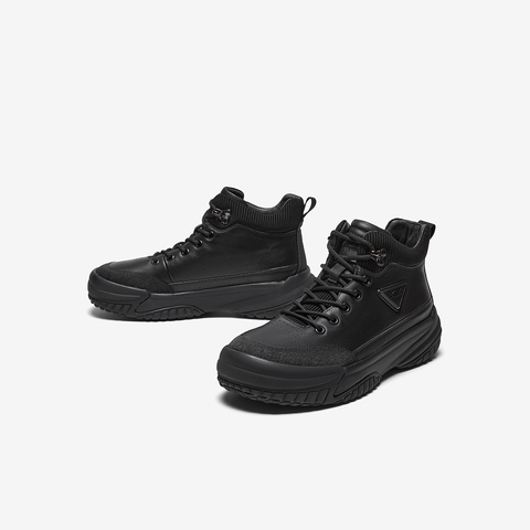 百思图2025冬季新款商场同款工装靴时尚运动男短靴W8M81DD5