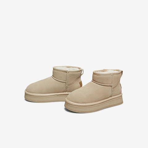 百思图2025冬季新款商场同款雪地靴时尚休闲女短靴DK661DD5