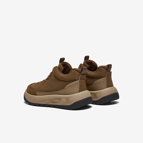 百思图2025冬季新款工装马丁靴时尚潮流街头运动男低靴25168DD5