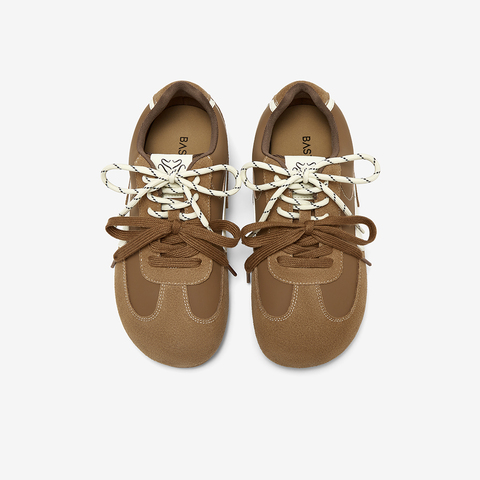 百思图2025秋季新款德训鞋时尚复古户外女休闲运动鞋A6650CM5